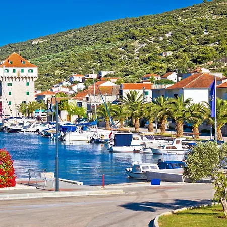 Two-bedroom In Okrug Gornji Iii Apartament Trogir