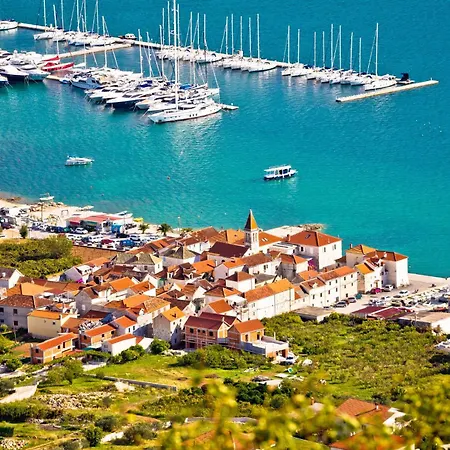 Apartament Two-bedroom In Okrug Gornji Iii Trogir